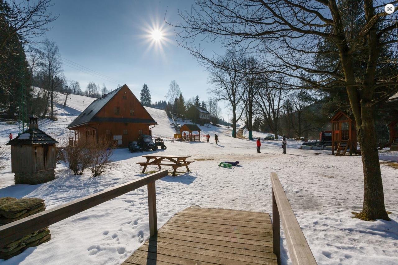 X-Park Frantiskov Hotel Jindrichov Eksteriør billede